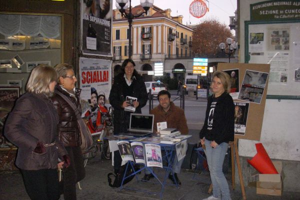 26-novembre-2011-065345E8BA-4959-A85E-F030-5696CD9D21EB.jpg